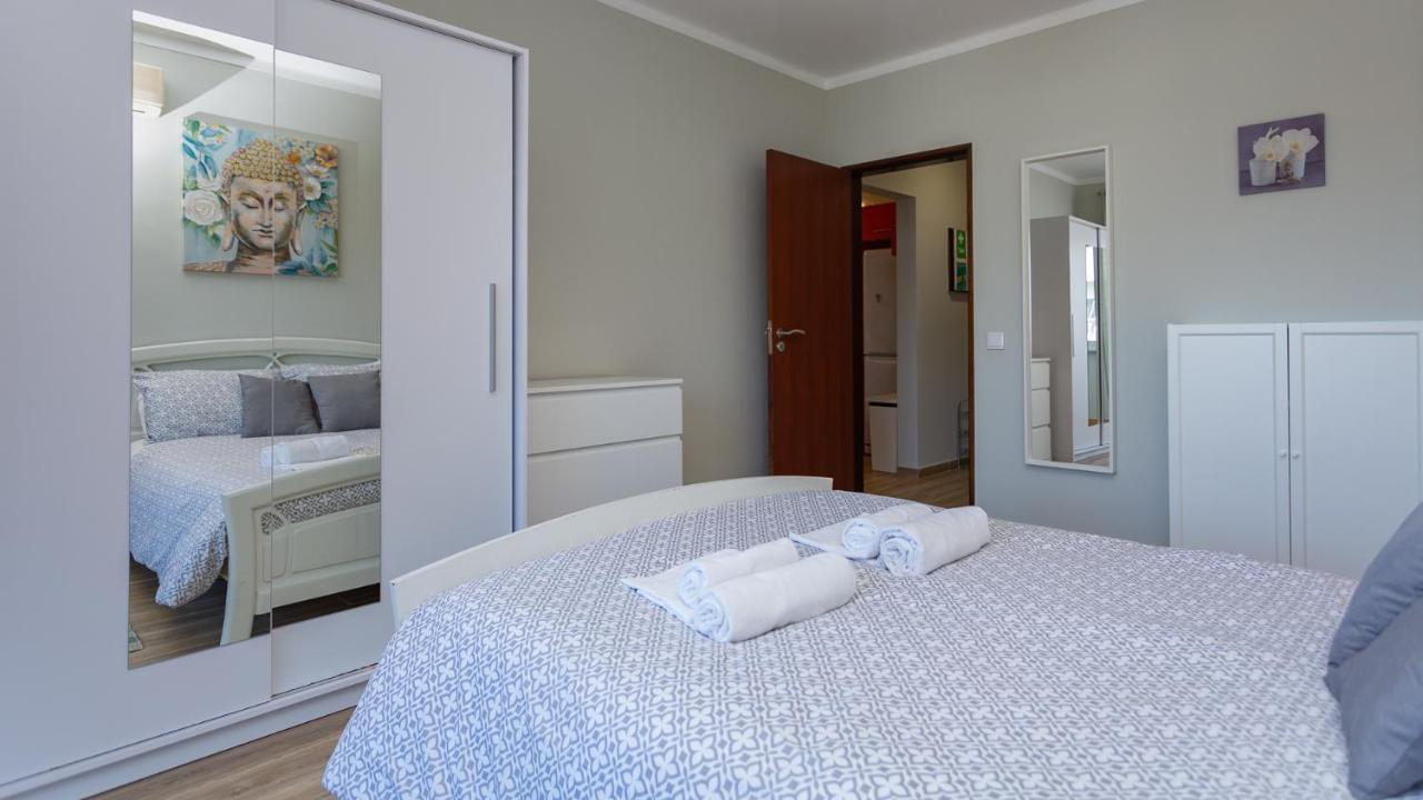 Comfort 1Bdr Apartment W/Pool By Lovelystay Portimão Buitenkant foto
